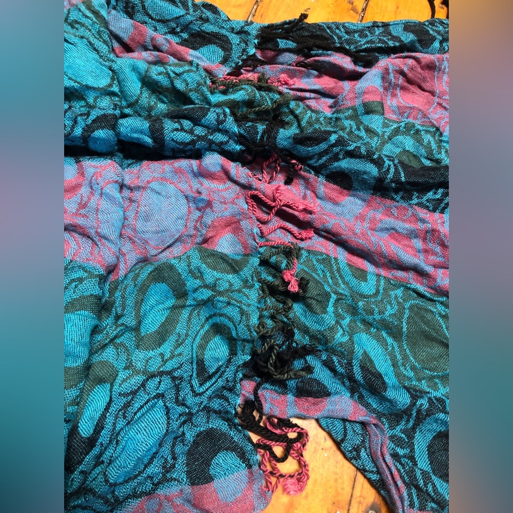 Scarf - Picture 4 of 4